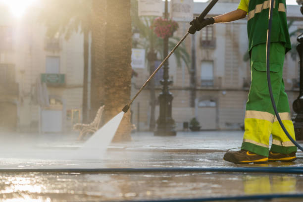 Best Pool Deck Cleaning  in Ashaway, RI